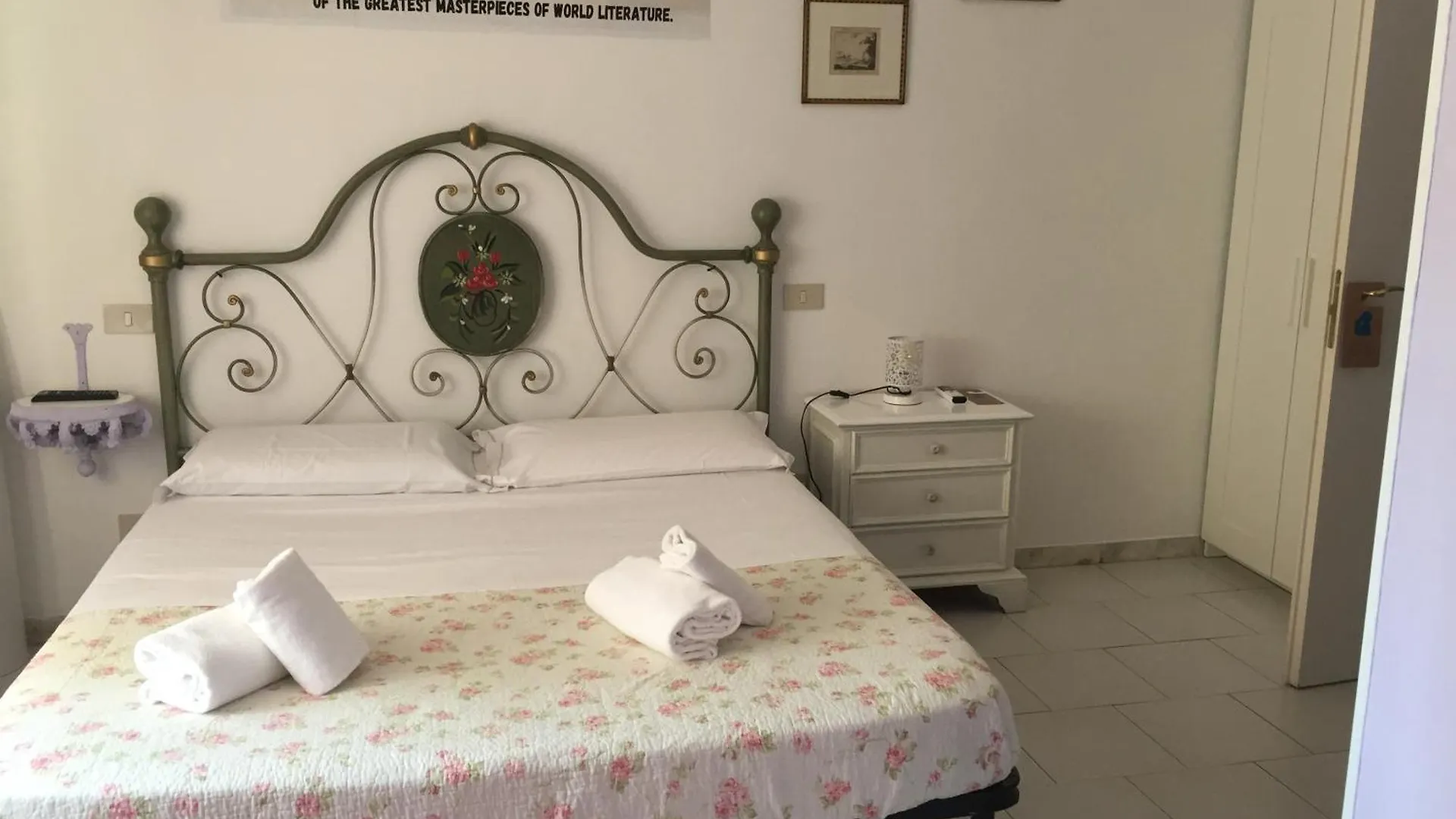 6 Keys Bed & Breakfast Pisa 2*,  İtalya