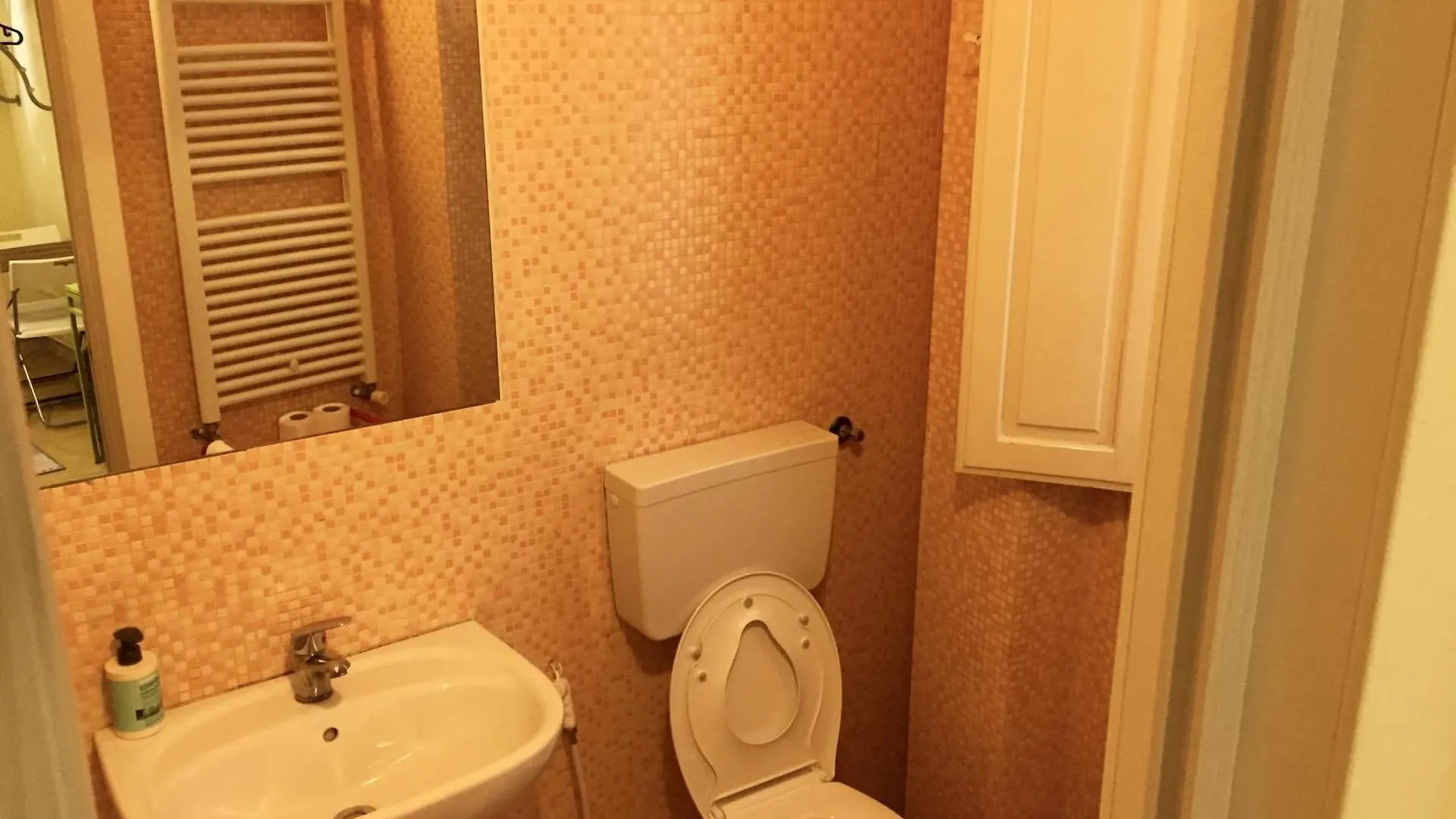 6 Keys Bed & Breakfast Pisa 2*,