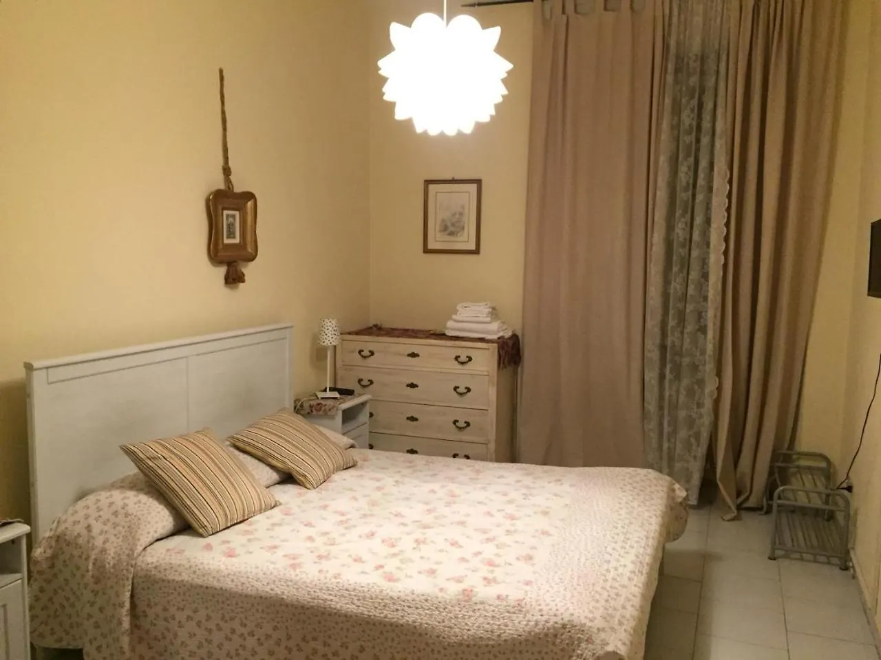 6 Keys Bed & Breakfast Pisa