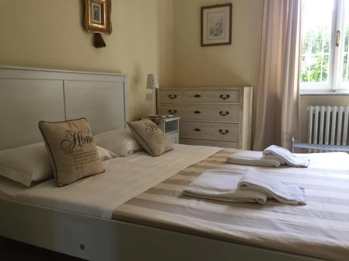 6 Keys Bed & Breakfast Pisa 2*,  İtalya