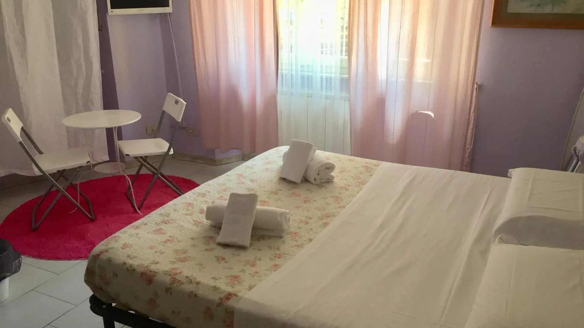 Bed and Breakfast 6 Keys Pisa Bed & Breakfast