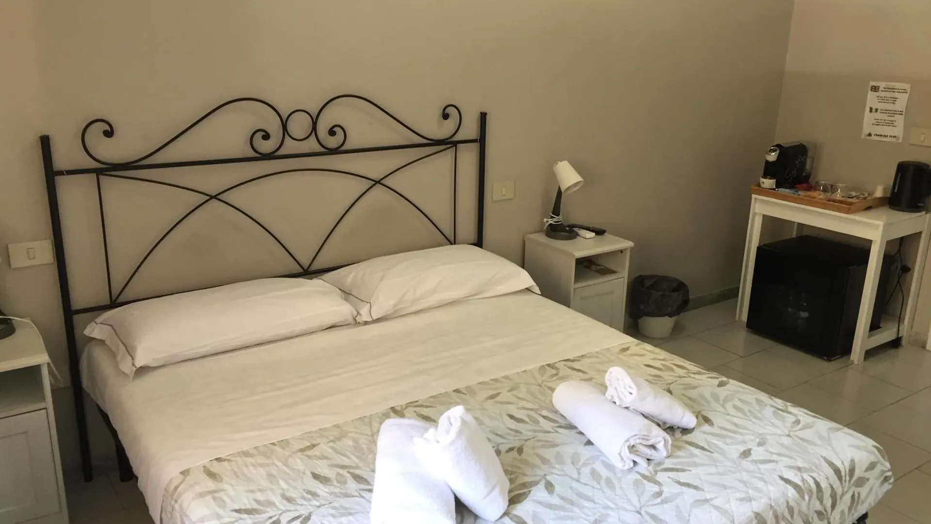 Bed and Breakfast 6 Keys Pisa 2*,