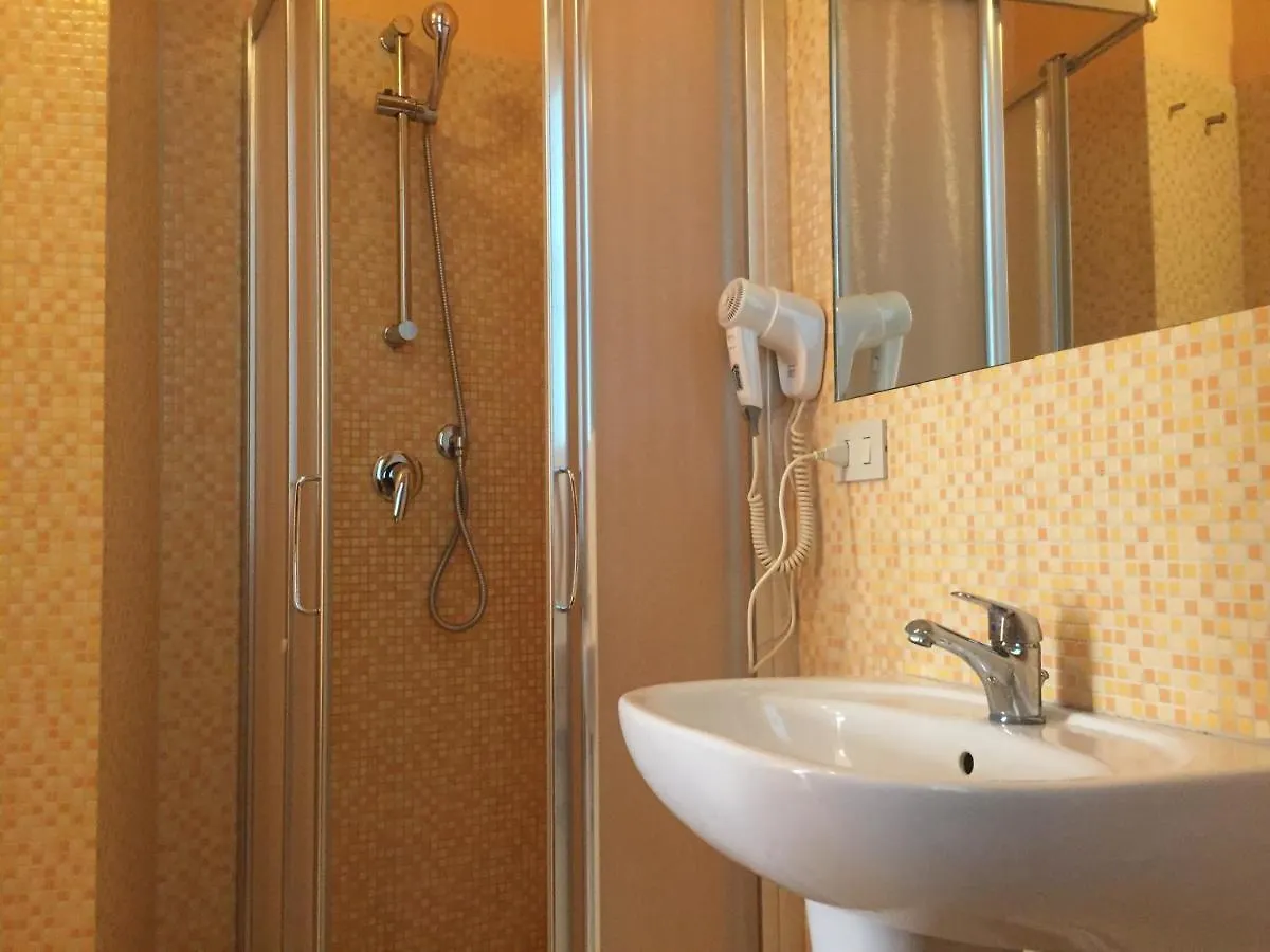 Bed and Breakfast 6 Keys Pisa
